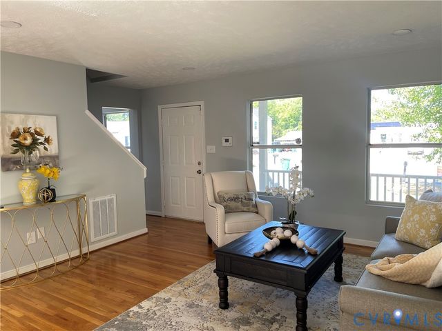 971 Yates Ct, Henrico, VA 23223