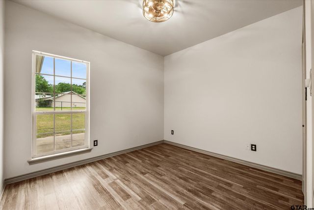 274 Sonora Lane, Holly Lake Ranch, TX 75765