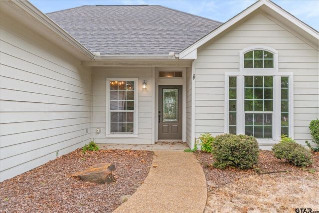 274 Sonora Lane, Holly Lake Ranch, TX 75765