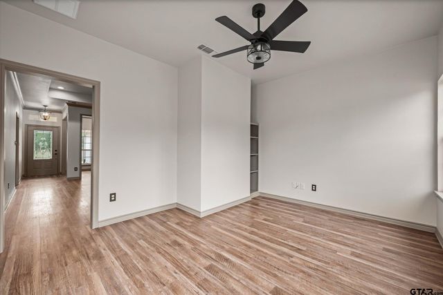 274 Sonora Lane, Holly Lake Ranch, TX 75765