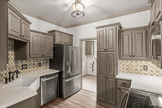 274 Sonora Lane, Holly Lake Ranch, TX 75765