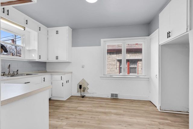 3349 S 7th STREET, Milwaukee, WI 53215