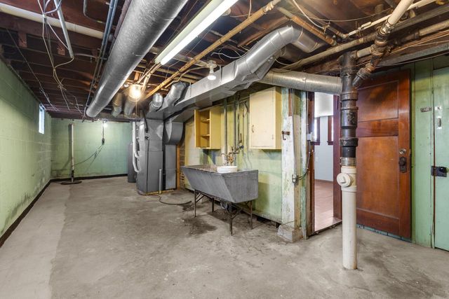 3349 S 7th STREET, Milwaukee, WI 53215