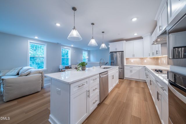 11548 Helmond Way 110, Raleigh, NC 27617