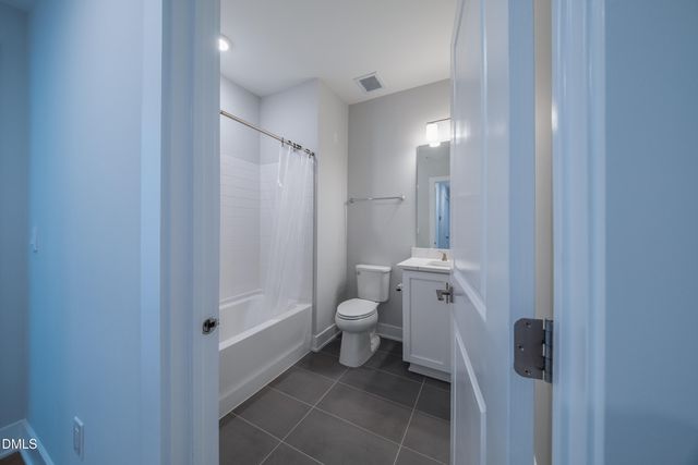 11548 Helmond Way 110, Raleigh, NC 27617