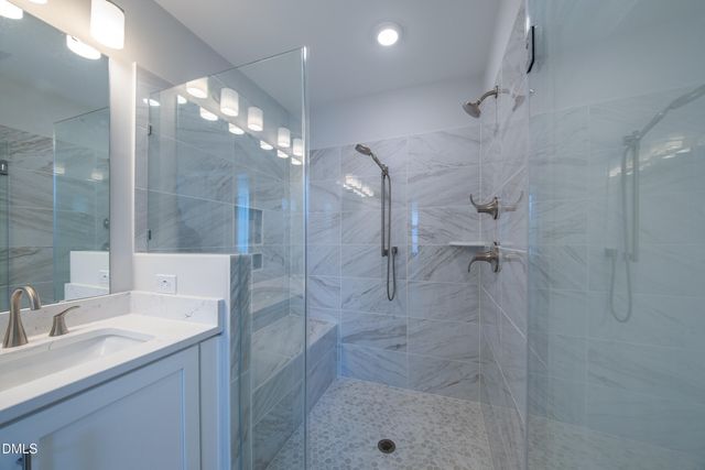 11548 Helmond Way 110, Raleigh, NC 27617