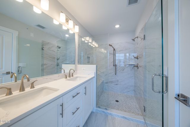 11548 Helmond Way 110, Raleigh, NC 27617