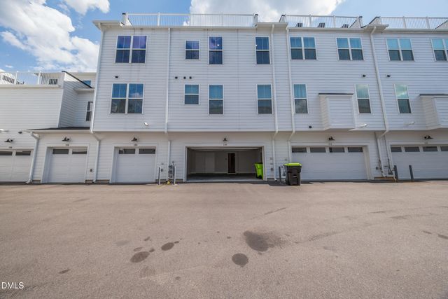 11548 Helmond Way 110, Raleigh, NC 27617