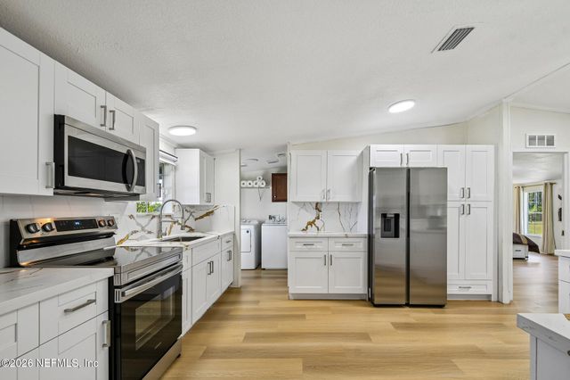 12027 PALMETTO Place, Sanderson, FL 32087