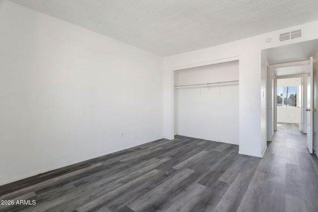 4862 W ROSE Lane, Glendale, AZ 85301