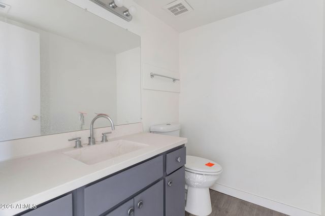 4862 W ROSE Lane, Glendale, AZ 85301