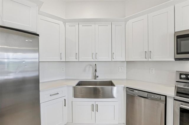 2315 UPPER PARK ROAD 302, Orlando, FL 32814