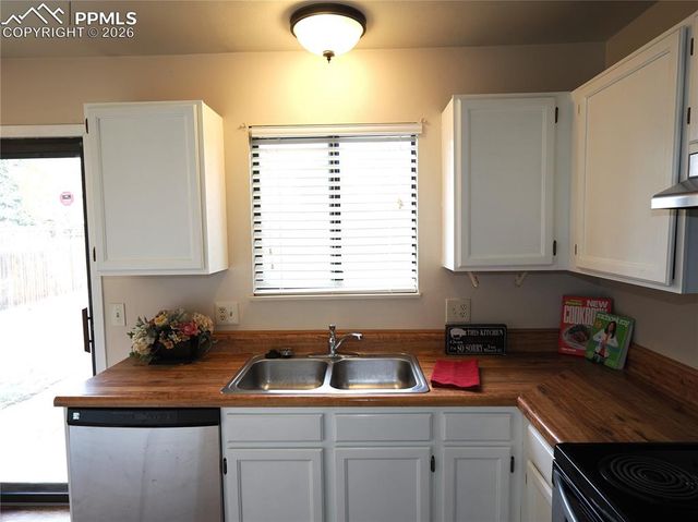 7557 Stampede Drive, Colorado Springs, CO 80920