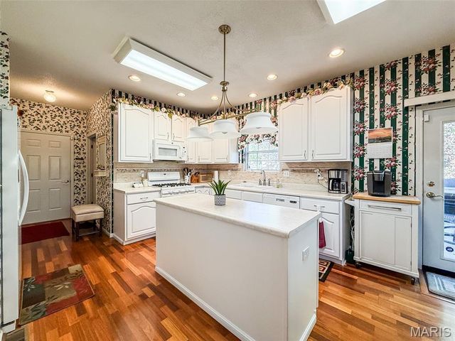 1026 Thornbury Place, O'fallon, IL 62269