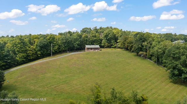 2 Greenfield Court, Chatham, NY 12037