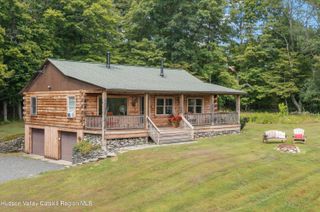 2 Greenfield Court, Chatham, NY 12037