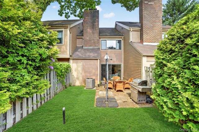 218 Tree Top Crescent, Rye Brook, NY 10573