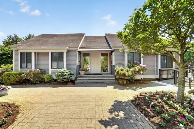 218 Tree Top Crescent, Rye Brook, NY 10573