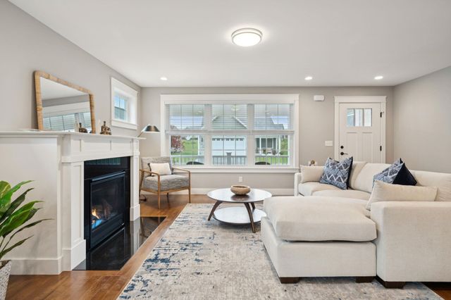 14 Mulberry Lane, Epping, NH 03042