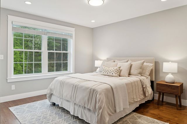 14 Mulberry Lane, Epping, NH 03042