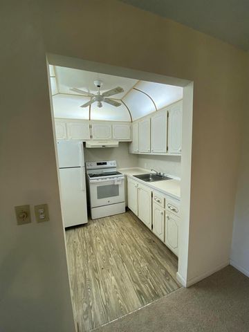 429 Fanshaw K, Boca Raton, FL 33434