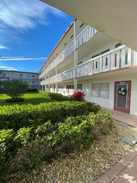 429 Fanshaw K, Boca Raton, FL 33434