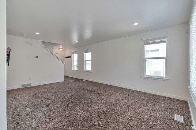 15077 S GALLANT DR, Bluffdale, UT 84065