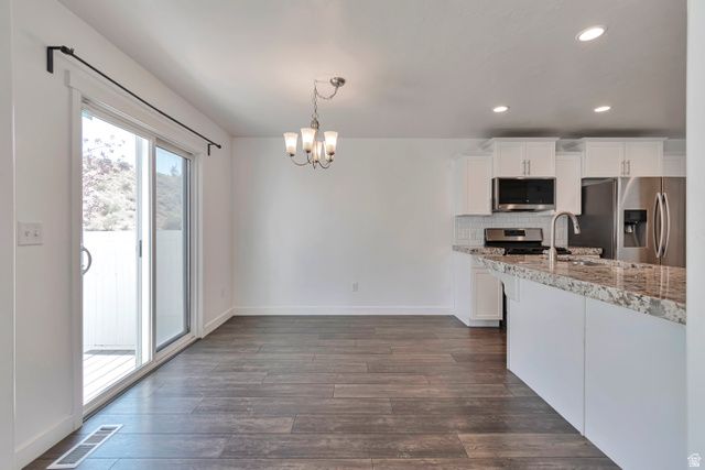 15077 S GALLANT DR, Bluffdale, UT 84065