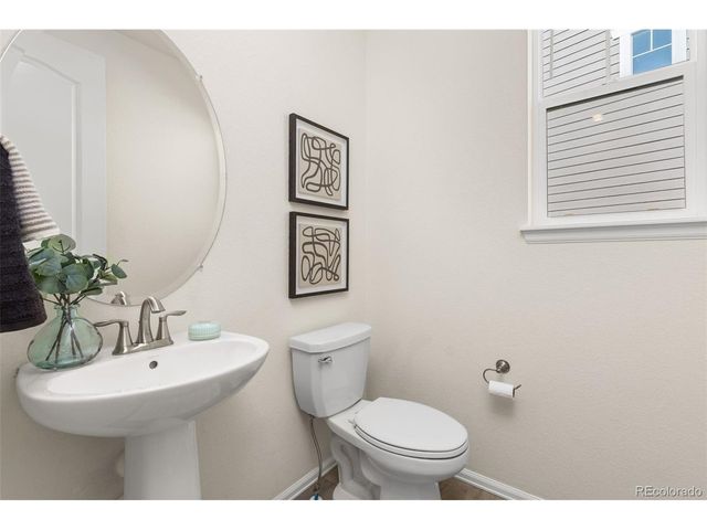 24794 E Tennessee Pl, Aurora, CO 80018