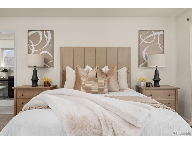 24794 E Tennessee Pl, Aurora, CO 80018
