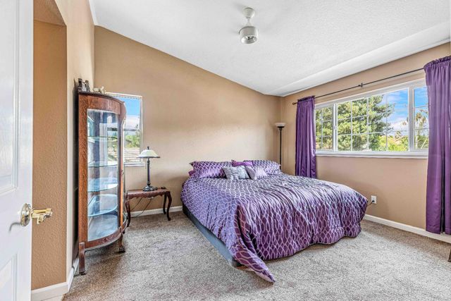 7003 Royal Links Dr, Riverbank, CA 95367