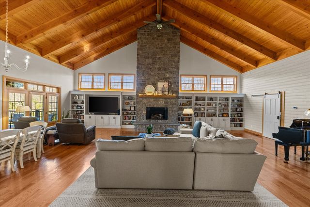1661 Martha Leeville Rd, Lebanon, TN 37090