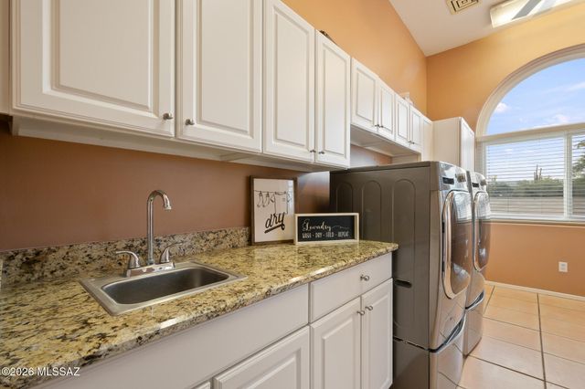 10301 N Thornydale Road, Tucson, AZ 85742