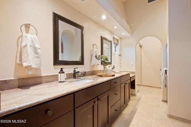 10301 N Thornydale Road, Tucson, AZ 85742