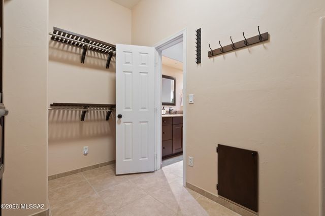 10301 N Thornydale Road, Tucson, AZ 85742