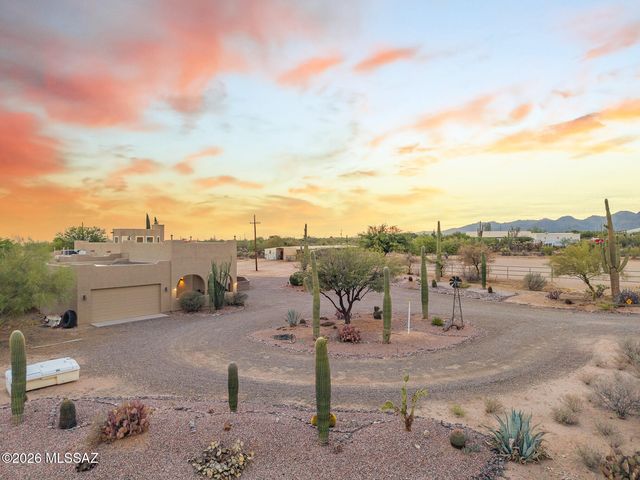 10301 N Thornydale Road, Tucson, AZ 85742