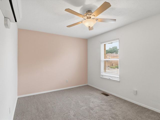 6405 Sonrisa Place NE, Albuquerque, NM 87113