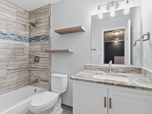 6405 Sonrisa Place NE, Albuquerque, NM 87113