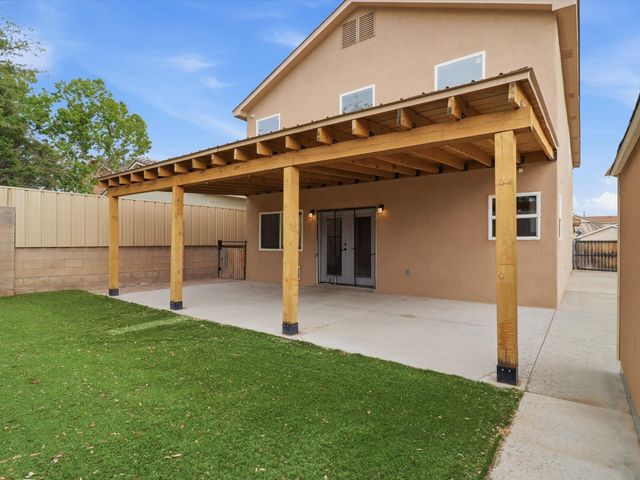 6405 Sonrisa Place NE, Albuquerque, NM 87113