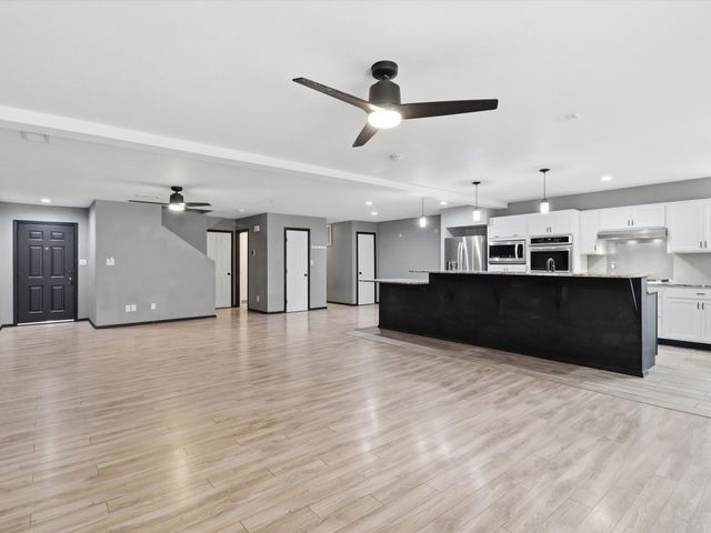 6405 Sonrisa Place NE, Albuquerque, NM 87113