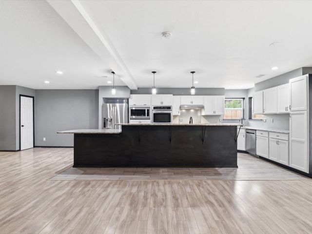 6405 Sonrisa Place NE, Albuquerque, NM 87113