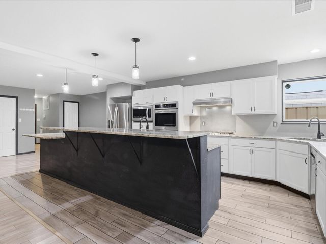 6405 Sonrisa Place NE, Albuquerque, NM 87113