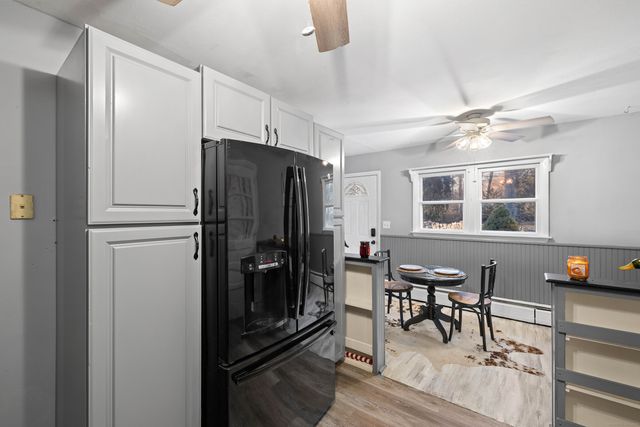 15 Egypt Lane, Clinton, CT 06413