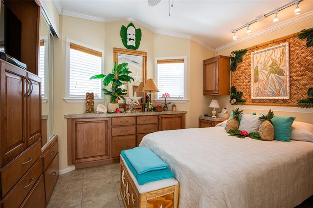 20300 LEONARD ROAD 33, Lutz, FL 33558