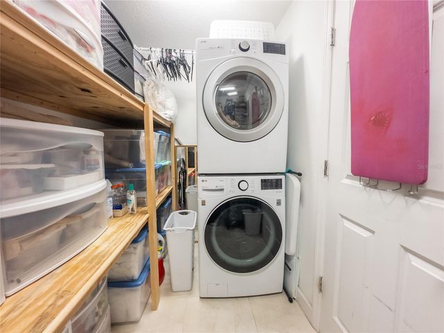 20300 LEONARD ROAD 33, Lutz, FL 33558