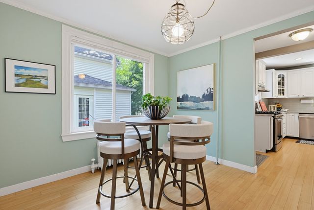 9 Parmenter Ave, Maynard, MA 01754