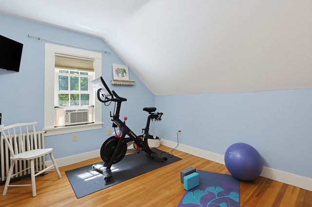 9 Parmenter Ave, Maynard, MA 01754