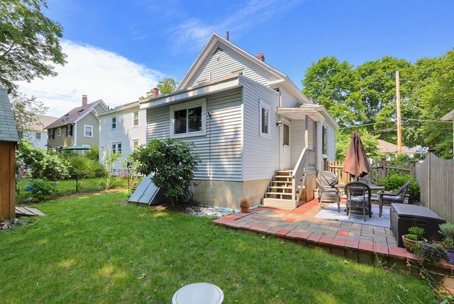 9 Parmenter Ave, Maynard, MA 01754