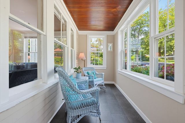 9 Parmenter Ave, Maynard, MA 01754