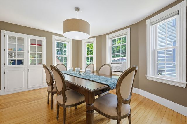9 Parmenter Ave, Maynard, MA 01754